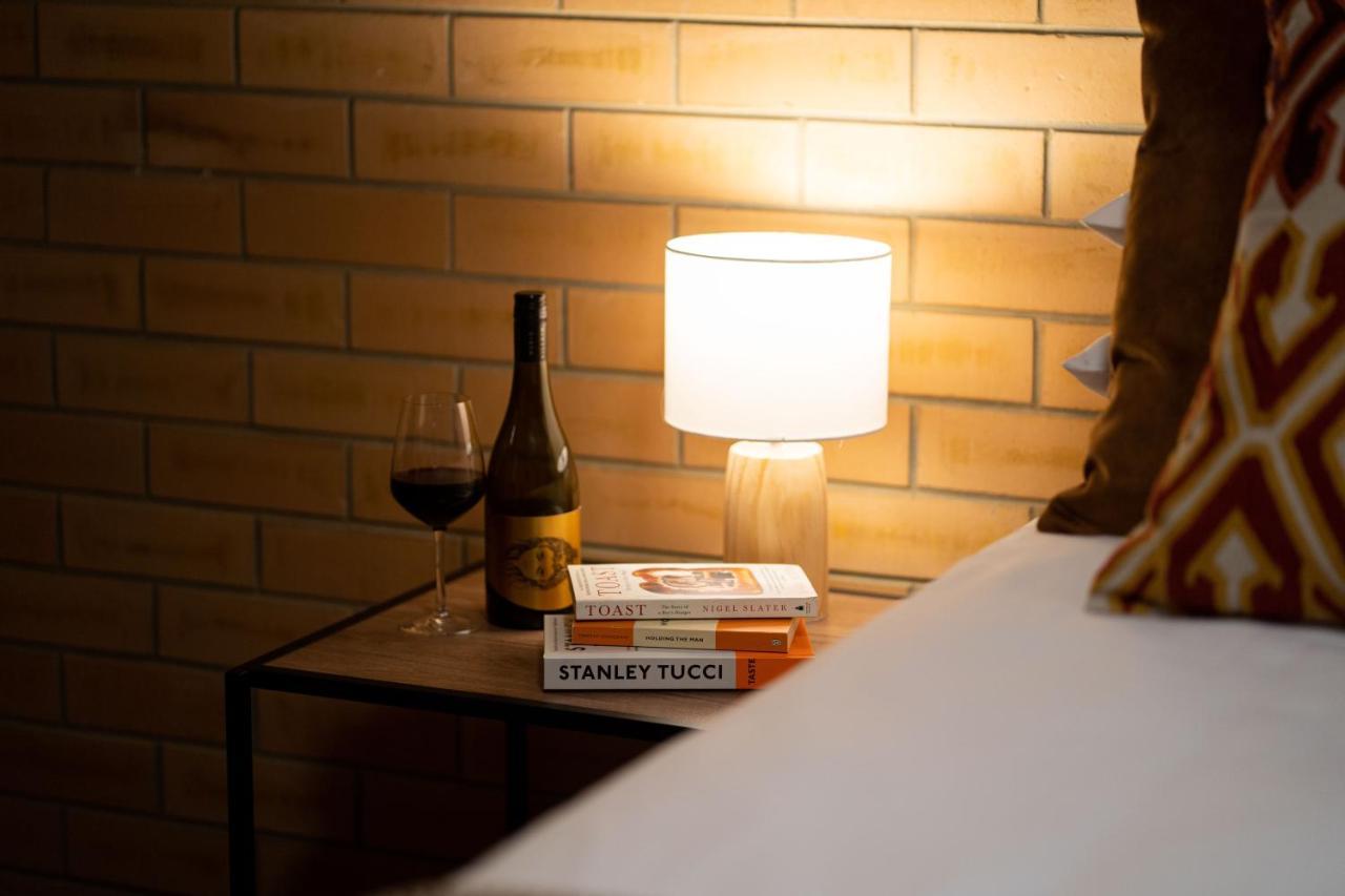Bentley'S Hotel Clare Buitenkant foto