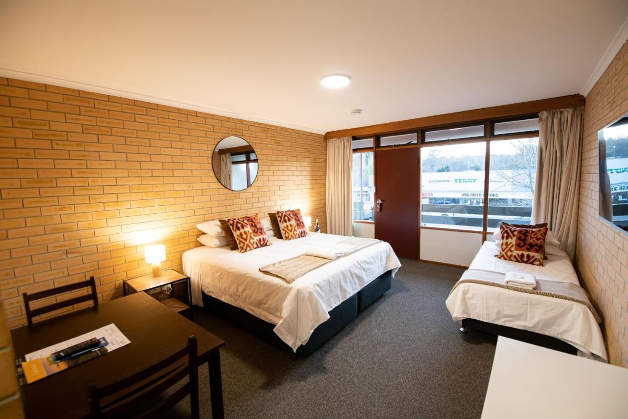 Bentley'S Hotel Clare Buitenkant foto